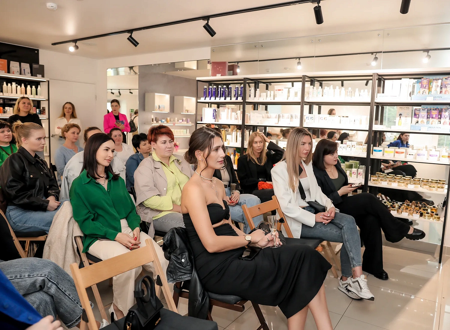 Фотоотчет Проект о женщинах. 30.05 - Марина Грабская