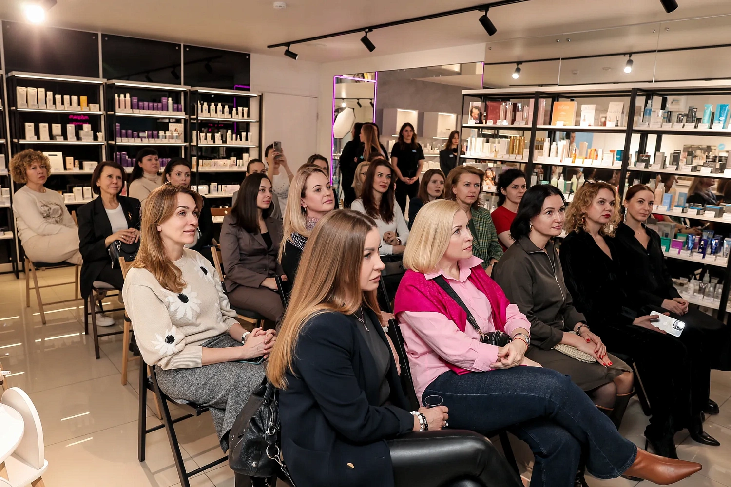 Фотоотчет Проект о женщинах. 27.02 - Рада Згонник