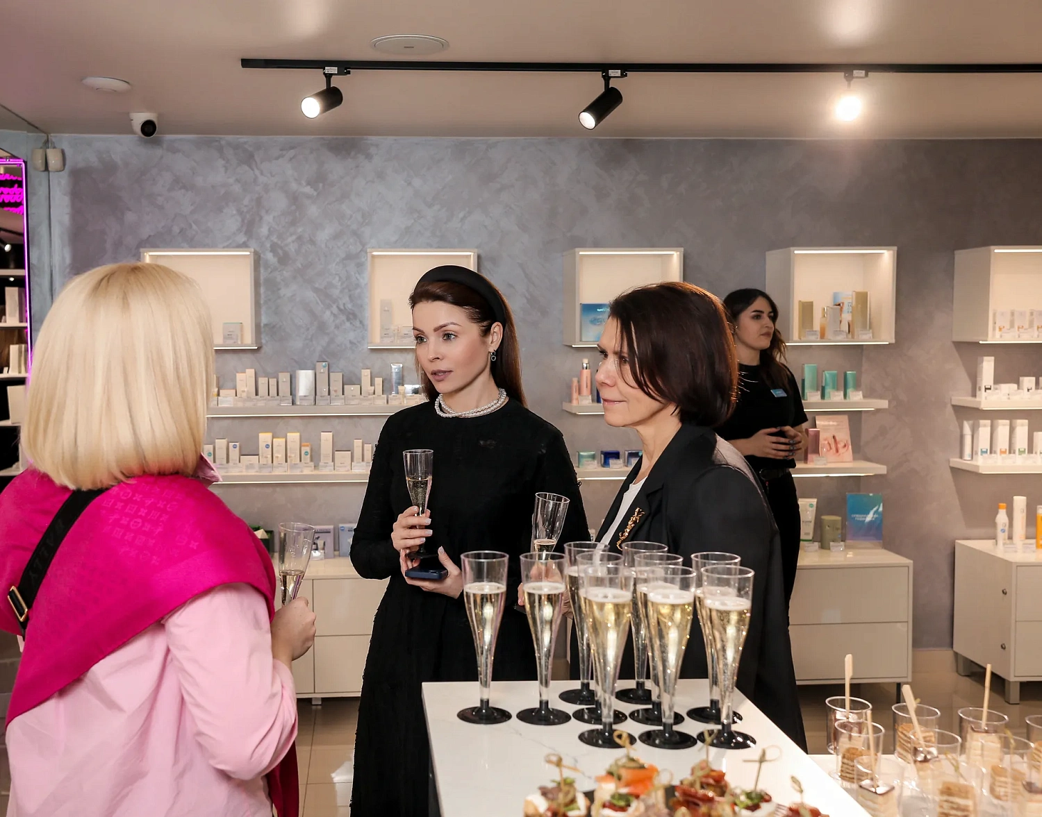 Фотоотчет Проект о женщинах. 27.02 - Рада Згонник